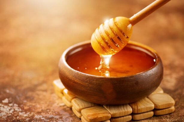 فوائد العسل مع الماء