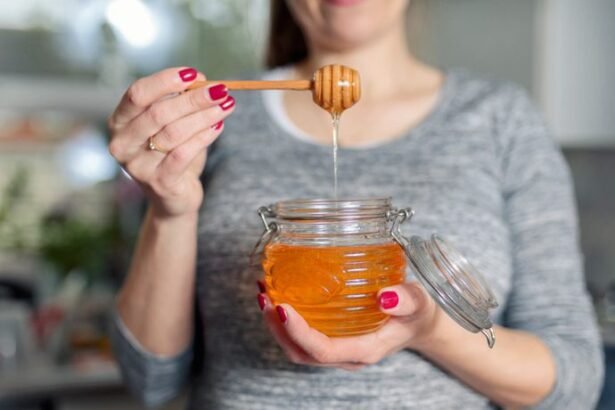 هل العسل يضر الحامل