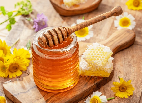 عسل النحل يساعد في مقاومة الفيروسات