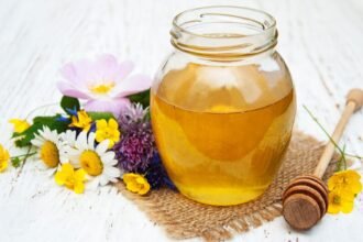 عسل النحل يساعد في مقاومة الفيروسات