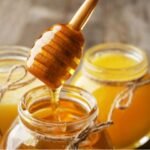 علاج الانتفاخات والغازات بالعسل