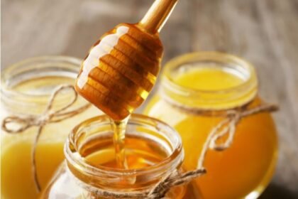 علاج الانتفاخات والغازات بالعسل