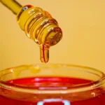 فوائد العسل للعظام والأسنان