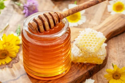 اهمية السكر الطبيعي في العسل