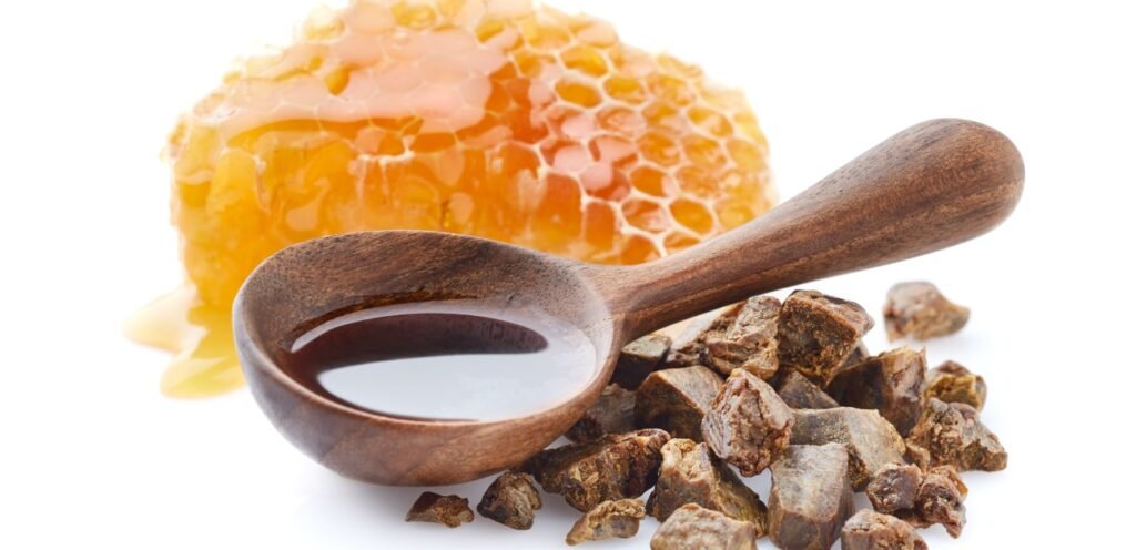 فوائد العكبر السائل