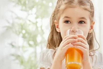 متى يعطى العسل للاطفال